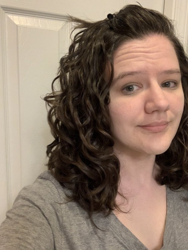 Results from using gel on wavy hair